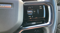 Land Rover Range Rover Evoque 2.0 D200 R-Dynamic SE 5dr Auto Diesel Hatchback